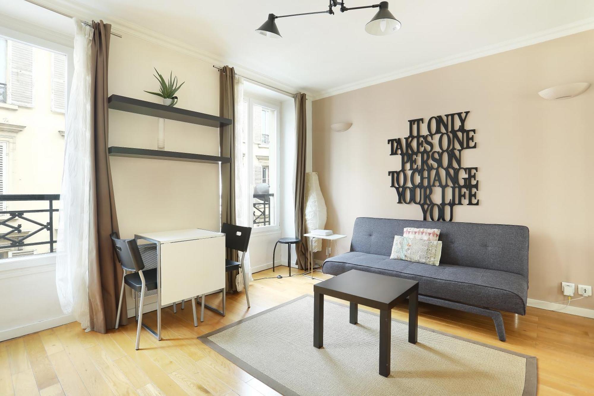 Pick A Flat'S Apartments In Batignolles - Rue Biot Paris Exterior photo