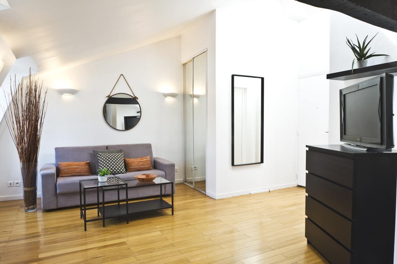 Pick A Flat'S Apartments In Batignolles - Rue Biot Paris Exterior photo