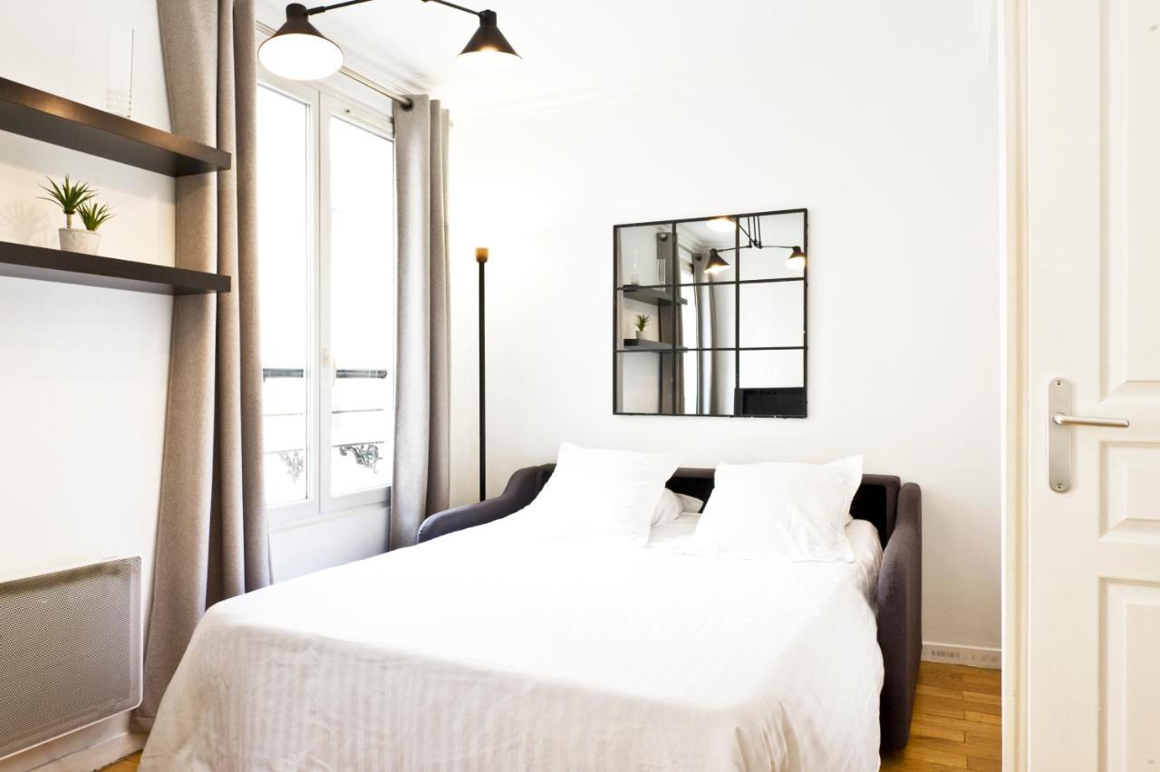 Pick A Flat'S Apartments In Batignolles - Rue Biot Paris Room photo